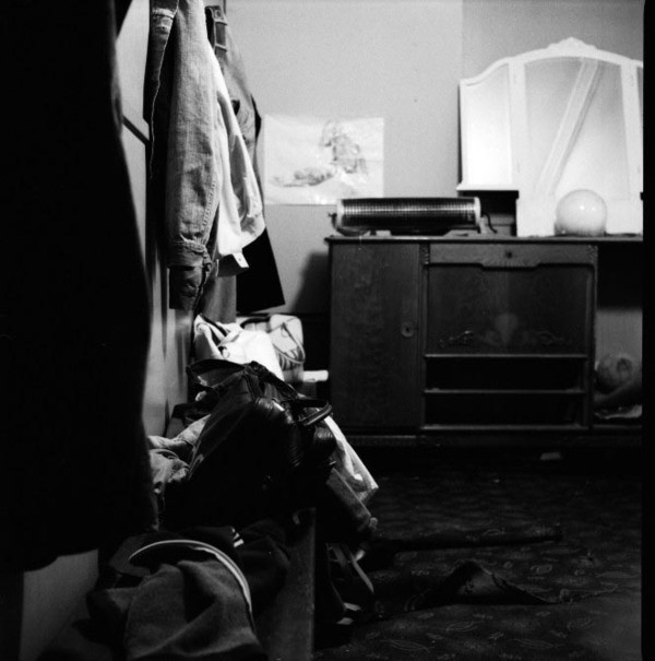 M 1971 00 00 lomholt the trans quiet dressingroom 030
